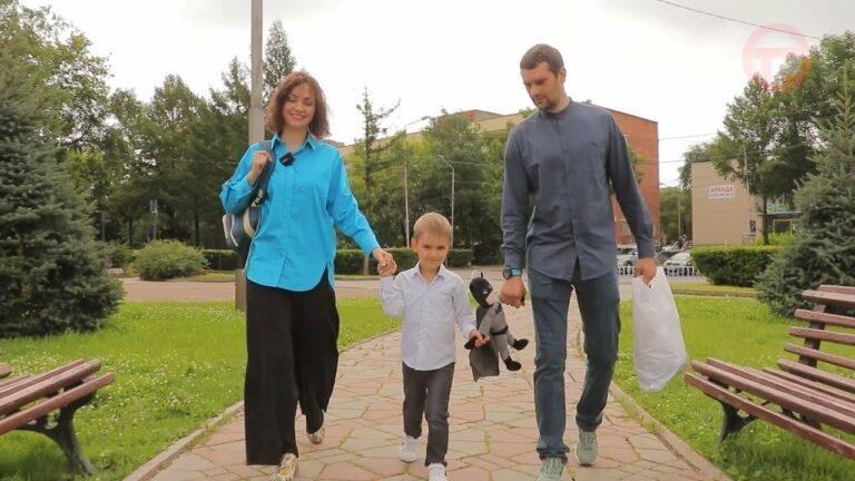 Мама, папа и Тимур Жиулло выиграли в конкурсе «Лучшая семья Приморья»