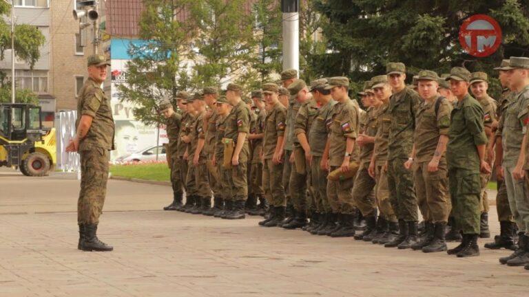 Военнослужащие 5-й Армии пришли на помощь жителям округа, которые пострадали от наводнения