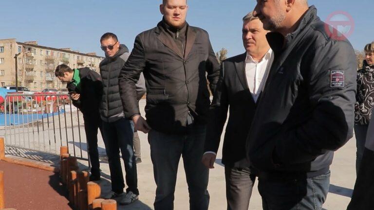 Выездное совещание провел глава округа Евгений Корж