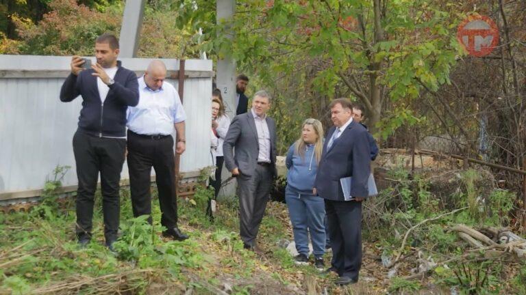 Глава округа Евгений Корж провел выездное совещание и пообщался с уссурийцами