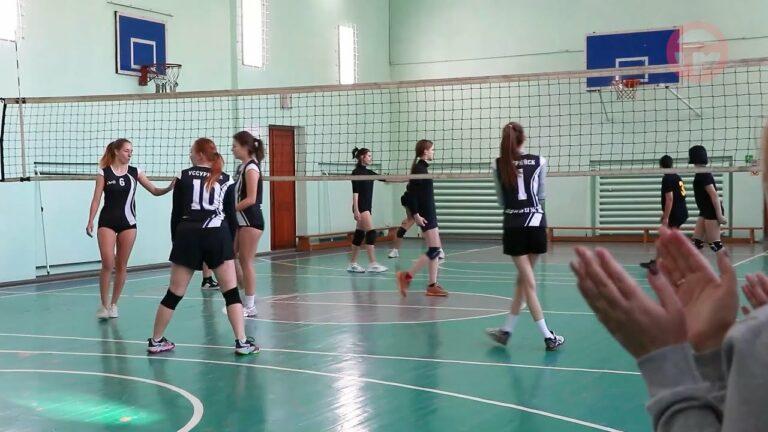 Осенний кубок округа по волейболу стартовал в Уссурийске