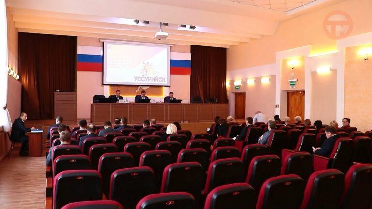 Более половины бюджета округа пойдет на развитие образования, культуры и спорта