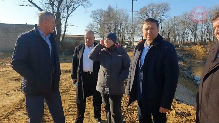 Представитель Совета Федерации от Приморского края Александр Ролик посетил Уссурийск