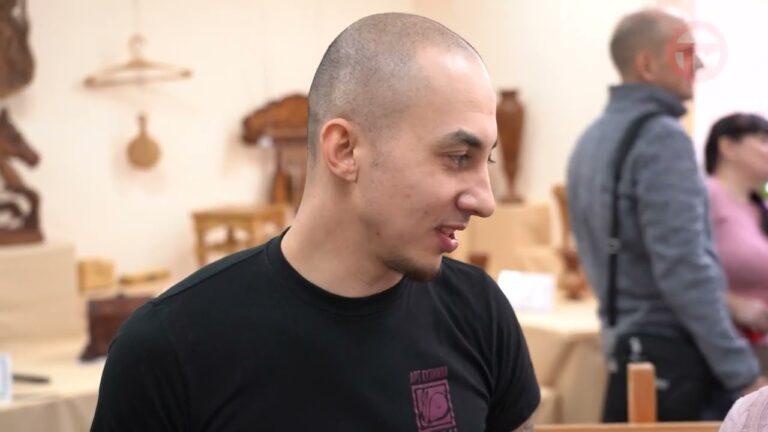 Почти два десятка мастеров представили свои изделия на выставке «Мужская работа»