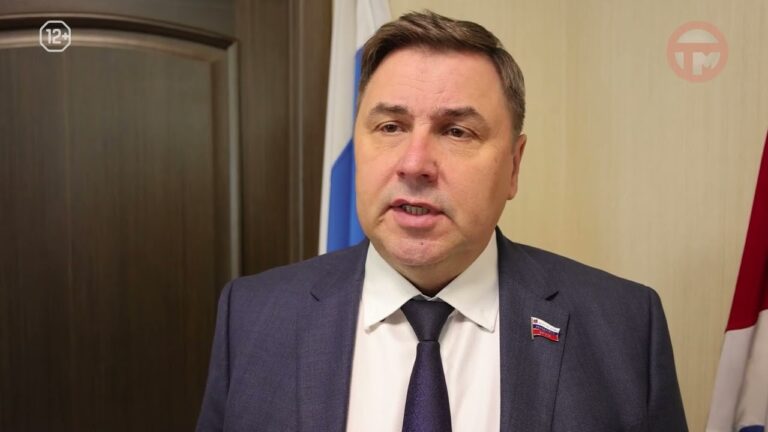 Народные избранники рассмотрели и обсудили 14 вопросов повестки заседания