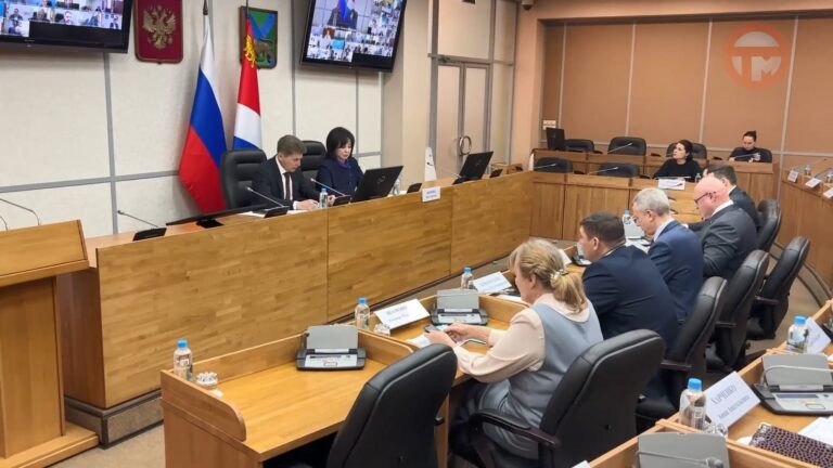 Усилить контроль за борьбой со стихией потребовал губернатор Приморья