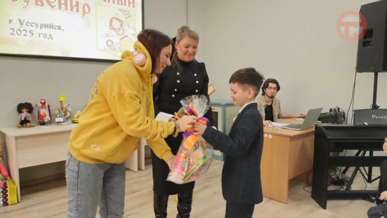 В ЦНТ наградили конкурсантов за участие в «Масленичном сувенире»