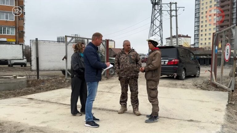 Специальная комиссия посетила стройки в разных районах Уссурийска