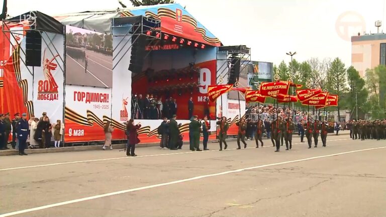 Парад Победы прошел в Уссурийске