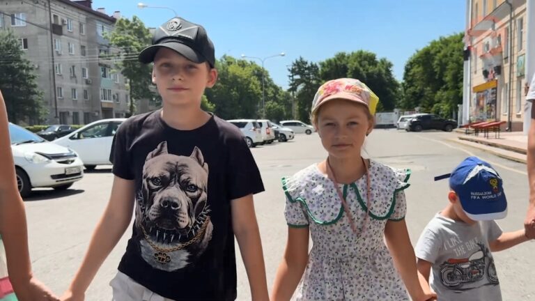 Любовь с первого взгляда в студенческие годы превратилась в крепкую семью