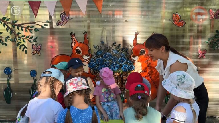 👩‍🏫 Квесты с муравьями и заколдованными пауками: в Уссурийске стартовал конкурс педагогического мастерства