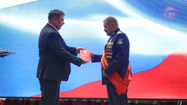 🏅 В Уссурийске появилось имя нового Почётного жителя округа — им стал Анатолий Рэцой