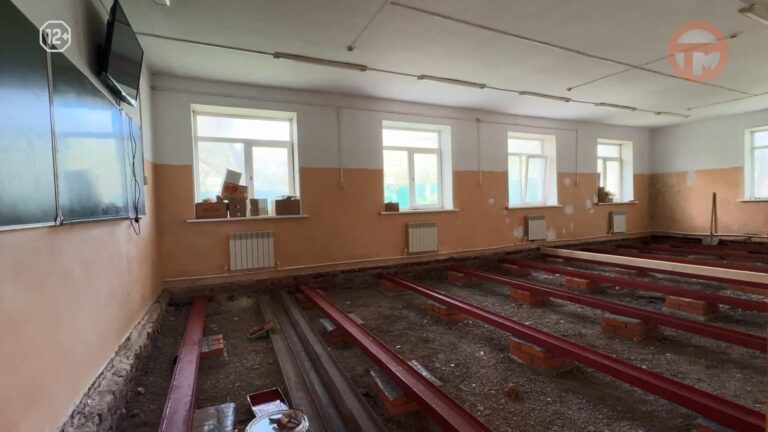 🏫 Комиссия администрации проверила выполнение работ по капитальному ремонту в школах № 16 и № 30