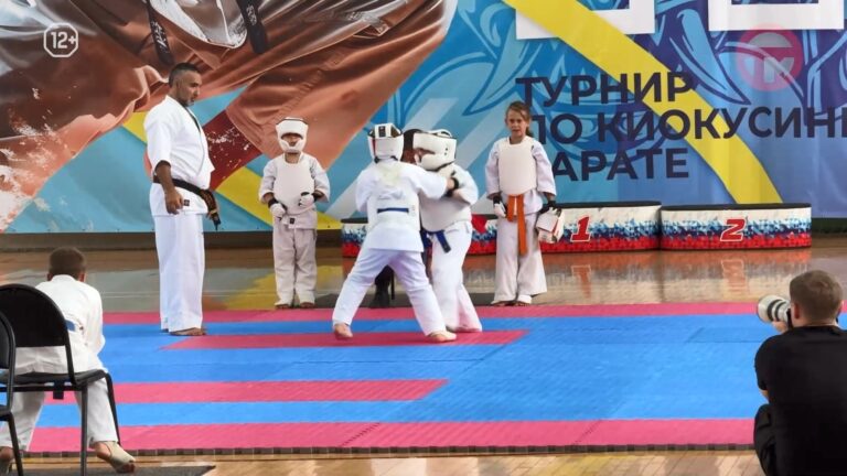 🥋 Более 300 каратистов сразились на турнире в Уссурийске