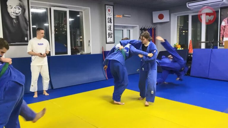 🥋 Три путёвки на первенство России: уссурийские дзюдоисты едут в Тюмень