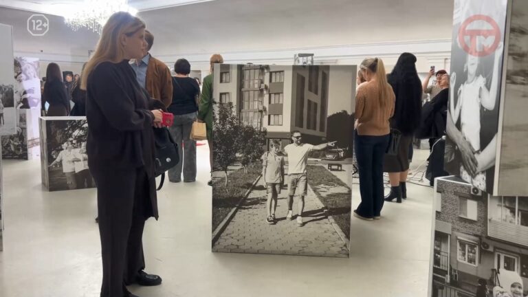 📸 В Уссурийске открылась масштабная фотовыставка «Город в отражении нашей души»