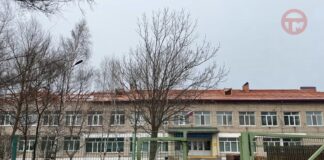 ✅ Строительство кровли в 31-ой школе в Доброполье проверила комиссия администрации Уссурийска