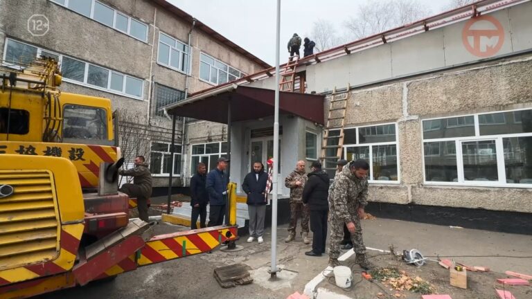 🏫 В школах Уссурийска переделывают крыши после недобросовестных подрядчиков