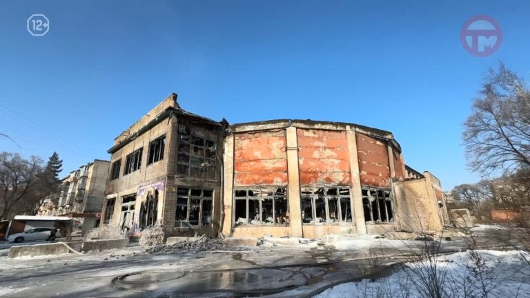 🔥 Пожар уничтожил здание Уссурийского цирка сегодня ночью