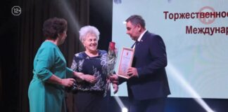 🤝 В Уссурийске наградили активистов за помощь людям с ОВЗ