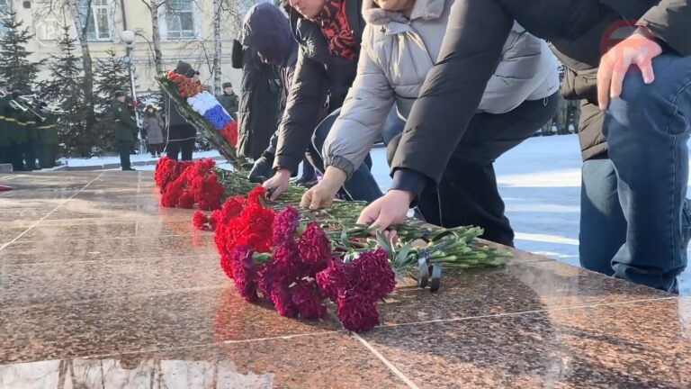 🔥Память героев: возложение цветов в честь Дня Неизвестного Солдата