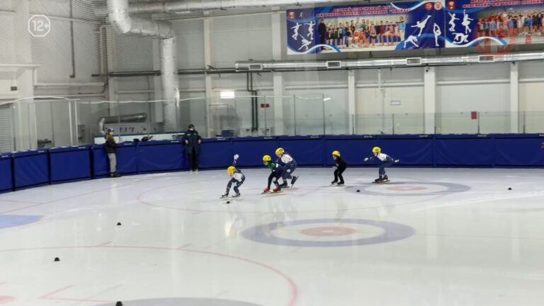⛸ Второй этап отборочных межрегиональных соревнований по шорт-треку прошёл в Уссурийске