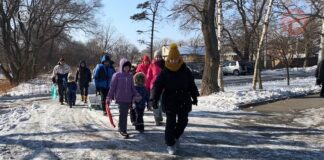 ✅ Мини-поход в парк «Зелёный остров» организовали педагоги 45-го детского сада