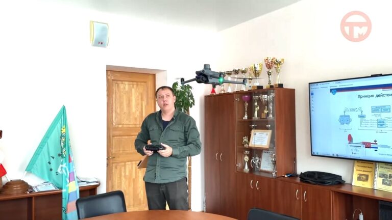 🛰 Экскурс в историю применения беспилотников прошел в агропромышленном колледже Уссурийска