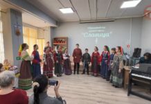 🎤 Творческий тандем коллективов «Триумф» и «Славица» подарил уссурийцам большой концерт