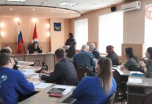 🤝 Поддержка героев: в Уссурийске обсудили помощь участникам СВО