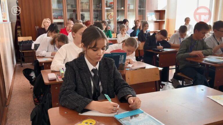 👨‍🏫 Педагоги Уссурийска показывают себя в новом этапе профессионального конкурса