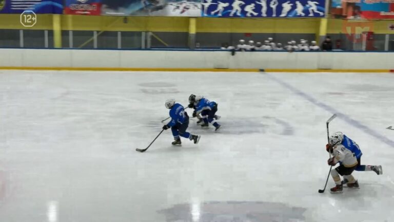 🏒 7 хоккейных команд встретились в Ледовой арене им. Романа Клиза