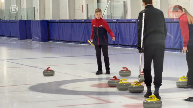 🥌 Первенство округа по кёрлингу прошло в Уссурийске