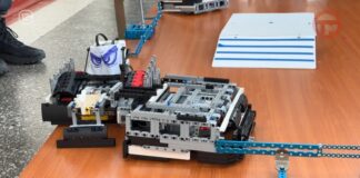 🤖 «Бои роботов» прошли на Станции юных техников