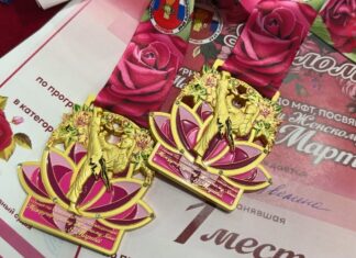 🥋 Медали со стразами и исключительно женский состав участников