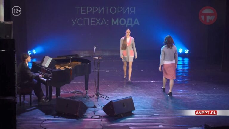 🎭 На сцене театра им. Комиссаржевской прошел уникальный спектакль-дефиле «Вдохновленные временем»