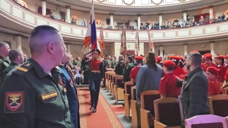 🎗 Торжественное собрание в честь Дня Победы прошло в Доме офицеров
