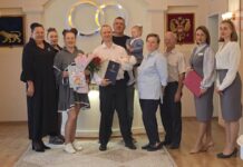 ✔️ Первый документ в праздничной обстановке