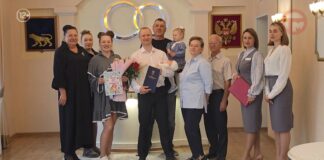 ✔️ Первый документ в праздничной обстановке
