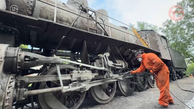 🚂 В Уссурийске реставрируют легендарный паровоз Ел-629