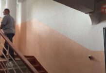 ✔️ Новая плитка и поручни, ремонт стен и дверей