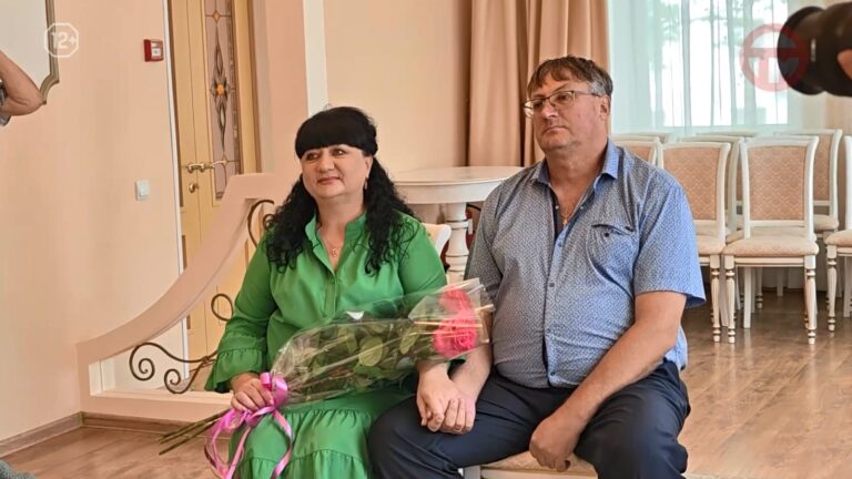 ✔️ 25 лет совместной жизни отметили супруги Вячеслав и Екатерина Монтач