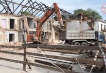 ✔️ Аварийное жилье по программе переселения сносят в Уссурийске