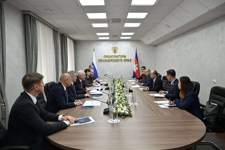 «На полях» #ВЭФ2026 стартовала серия переговоров Александра Гуцана с приглашенными им на форум иностранными коллегами