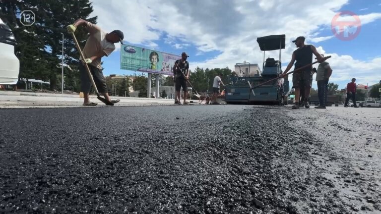 🏗 Центральная площадь Уссурийска «потяжелела» на 2000 тонн свежего асфальта
