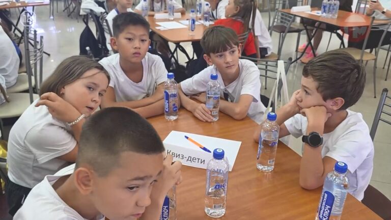 🧠 Интеллектуальные баталии развернулись в молодёжном центре «Горизонт»