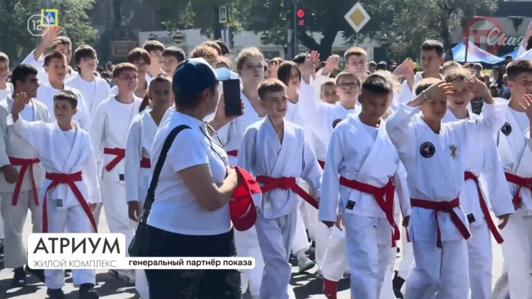✔️ Шестьсот атлетов и китайский дракон