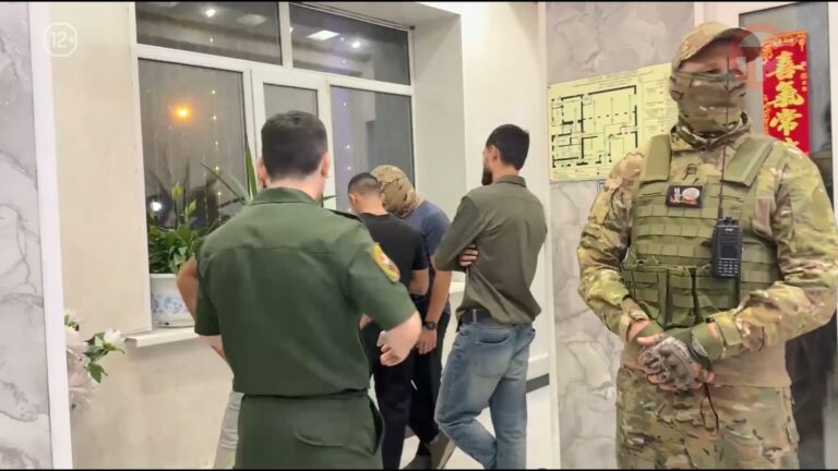 ✔️ Уссурийские силовики провели масштабную облаву на нелегалов и уклонистов