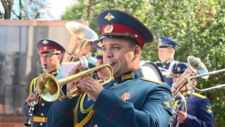 ✔️ Память героев Второй мировой войны почтили в Уссурийске