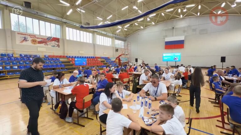 ✔️ Квиз «Семья — хранители ценностей» прошёл в Уссурийске